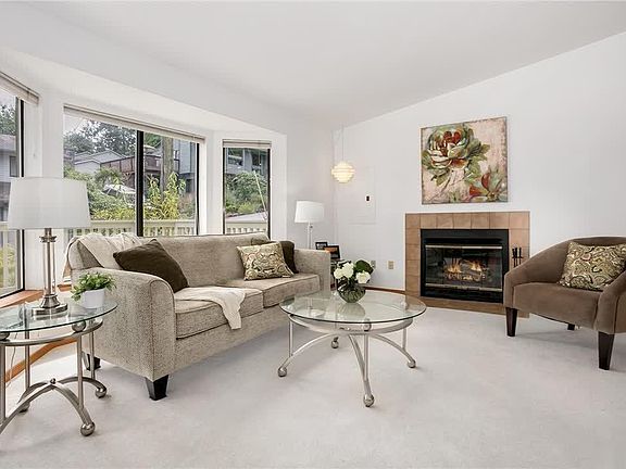 3rd image of 11345 25th Ave NE