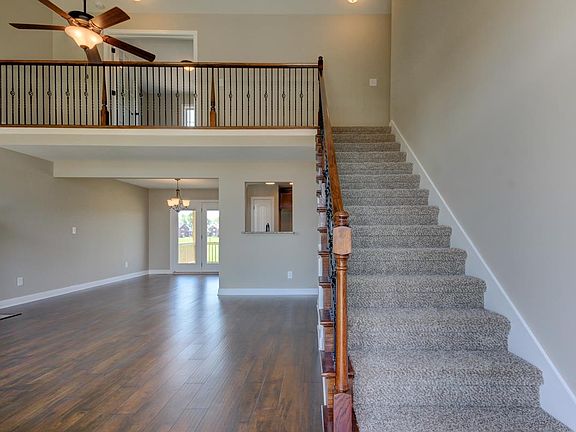 3rd image of 239 Cross Ln #Nds
