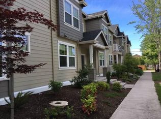 1982 Oak St, Eugene, OR 97405