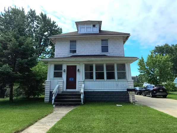 19504 Bigelow St, Roseville, MI 48066