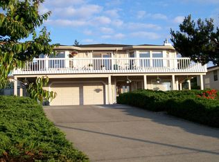 4214 Glasgow Way, Anacortes, WA 98221