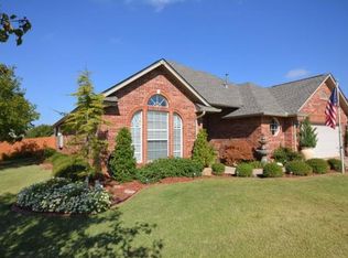 2901 Daybreak Dr, Norman, OK 73071