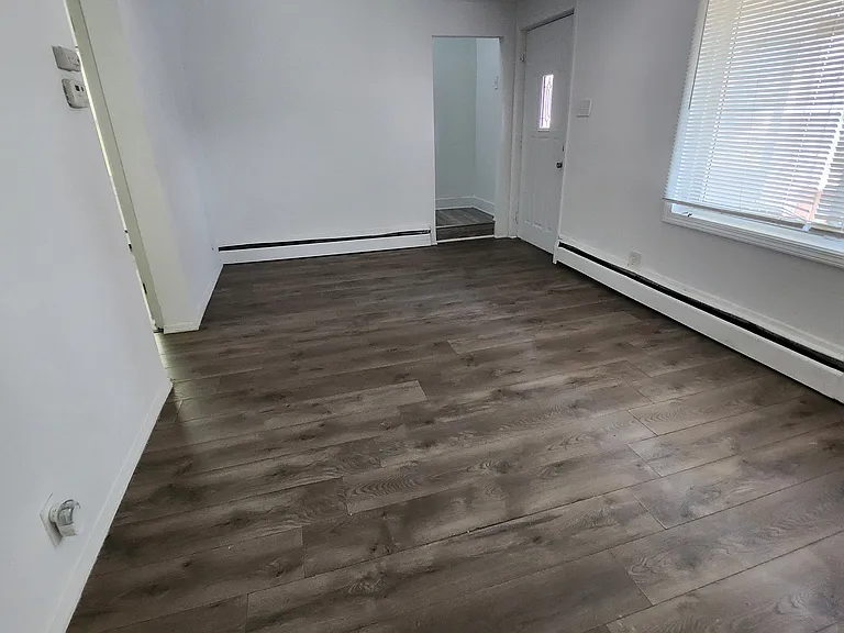 21809 Mac Arthur Blvd — Photo 6