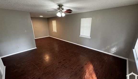 3rd image of 172 Navy Dr