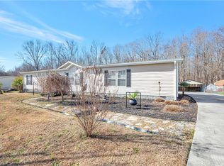 152 Lesley Rd, Pelzer, SC 29669