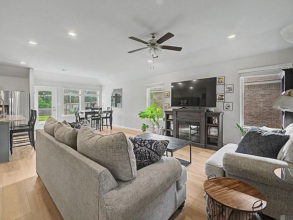 2nd image of 13197 Hanks Way