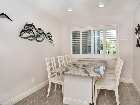 5th image of 1440 Middle Gulf Dr Unit 2D