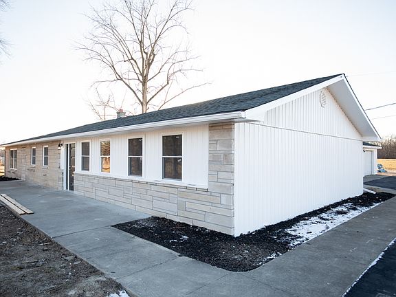 3rd image of 8425 N County Road 700 W