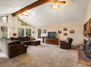 15826 Annie Dr, Grass Valley, CA 95949