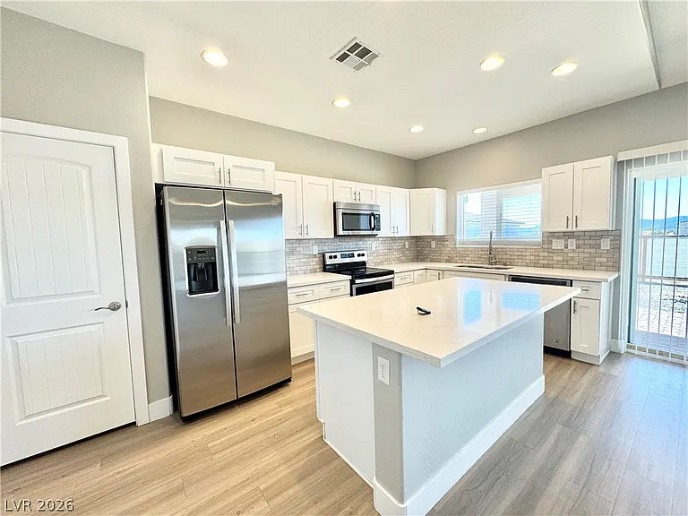 2080 S Highland Ave — Photo 6