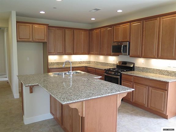2nd image of 474 Merganser Ln