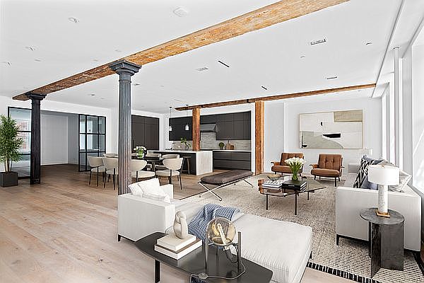 1st image of 186 Franklin St Floor 3