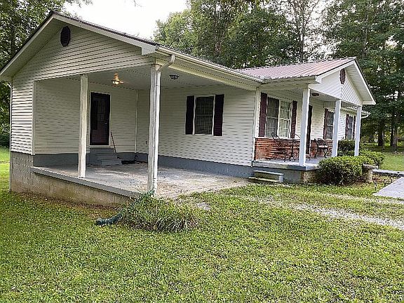 4th image of 130 Oak Hill Dr