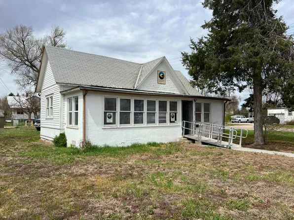 332 N Main St, Gordon, NE 69343