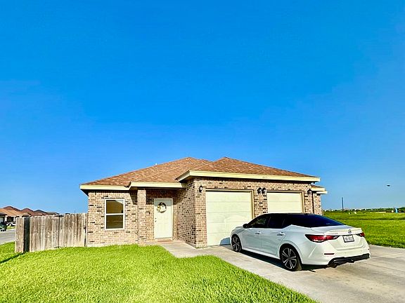 2nd image of 1022 Escondido Ln W #2
