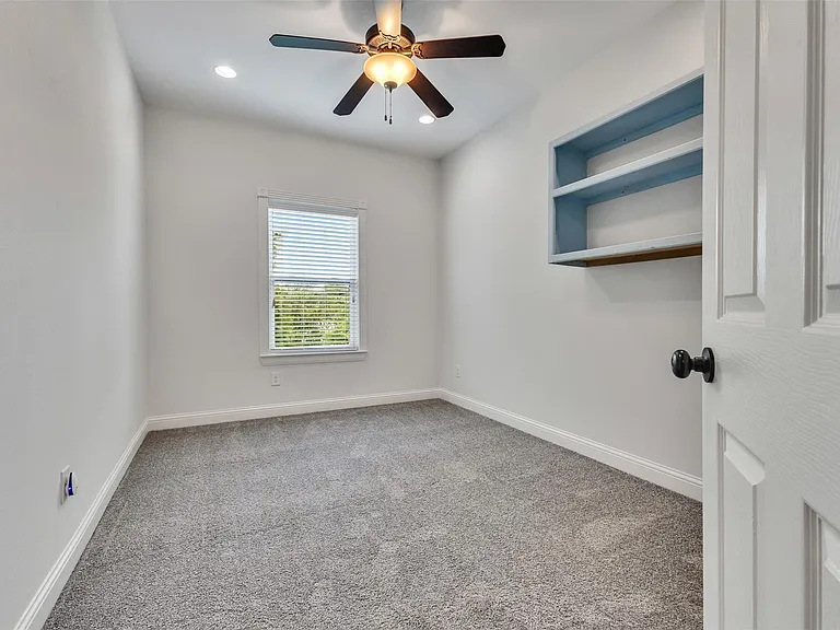 3911 Kennon St #A — Photo 10