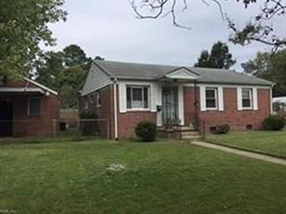 2nd image of 3621 Somme Ave
