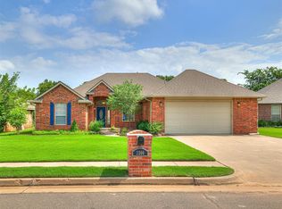 2300 Naples Way, Edmond, OK 73034