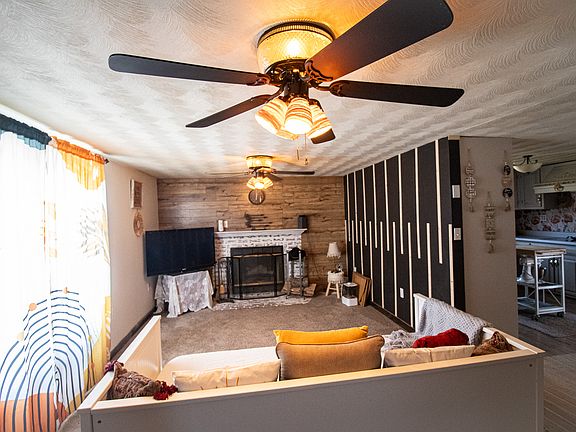 5th image of 30680 Hillcrest Ave