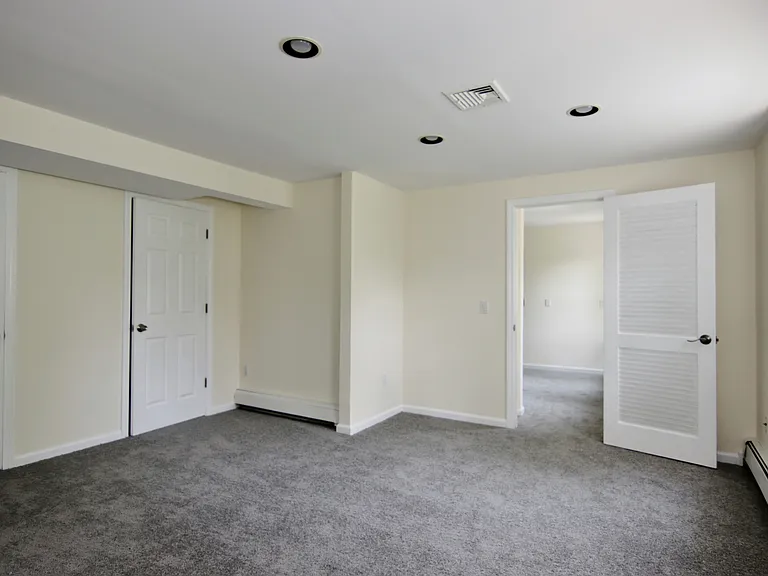 821 Long Ridge Rd #LL — Photo 12