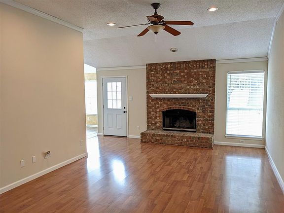 2nd image of 7921 Woodrock Ct