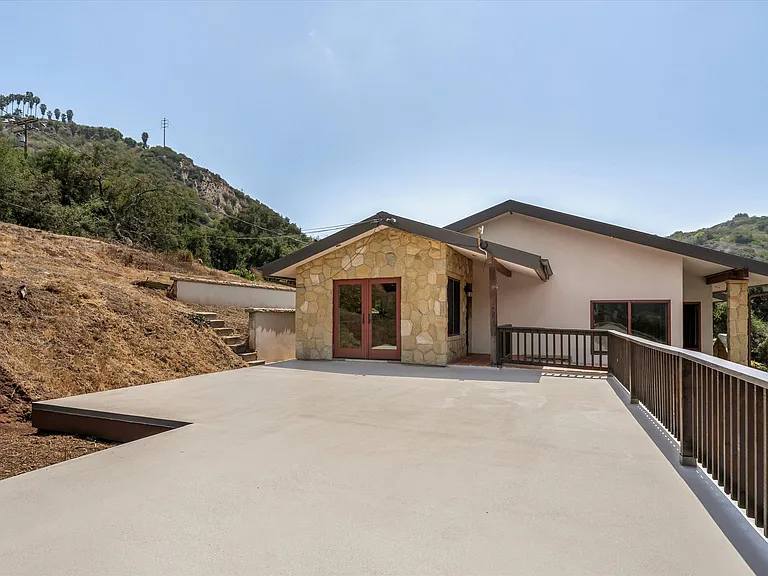 6214 Casitas Pass Rd — Photo 35