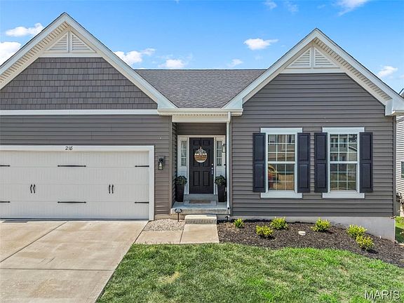 3rd image of 218 Carlton Point Dr