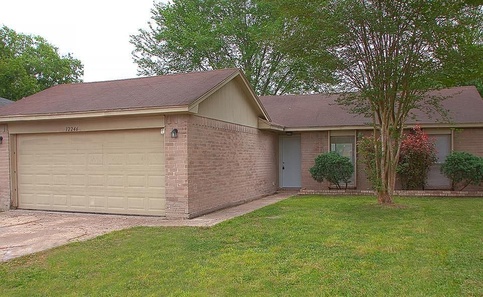 1st image of 12246 Kings Meadow Dr