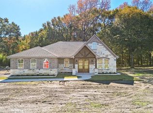 143 Willow Creek Dr, Huntsville, TX 77340