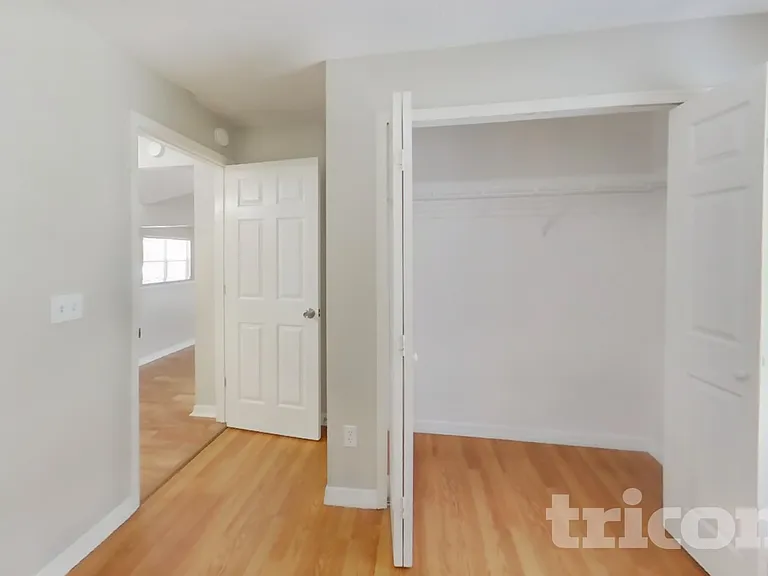 17128 Woodcrest Way — Photo 10