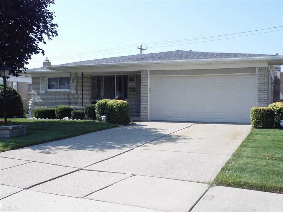 1st image of 35185 Marina Dr