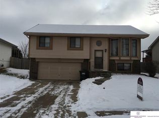 8119 Vernon Ave, Omaha, NE 68134