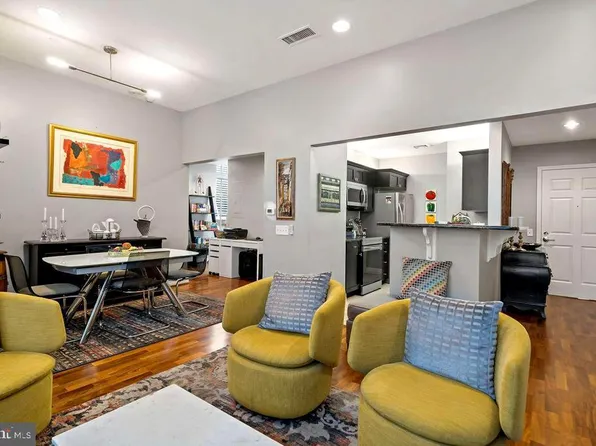 1600 Arch St APT 1902, Philadelphia, PA 19103