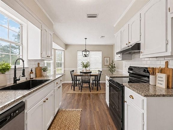 5th image of 1301 Repoll Rd