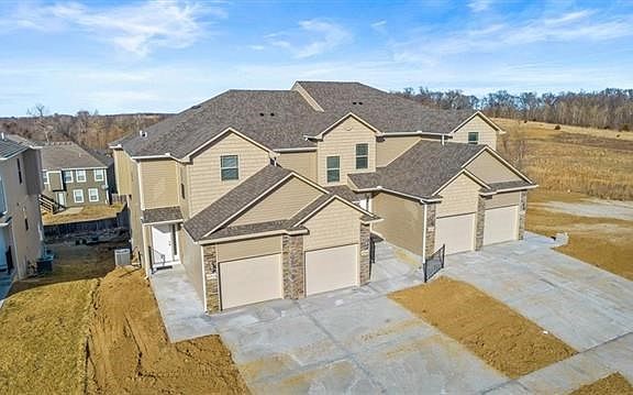 2nd image of 10504-10 Kane Dr