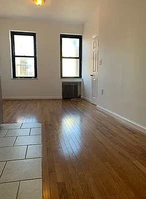 Rented by Current Real Estate Advisors | media 8