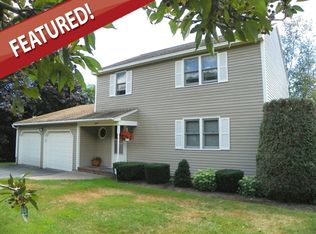 16 Spiller Dr, Kennebunk, ME 04043