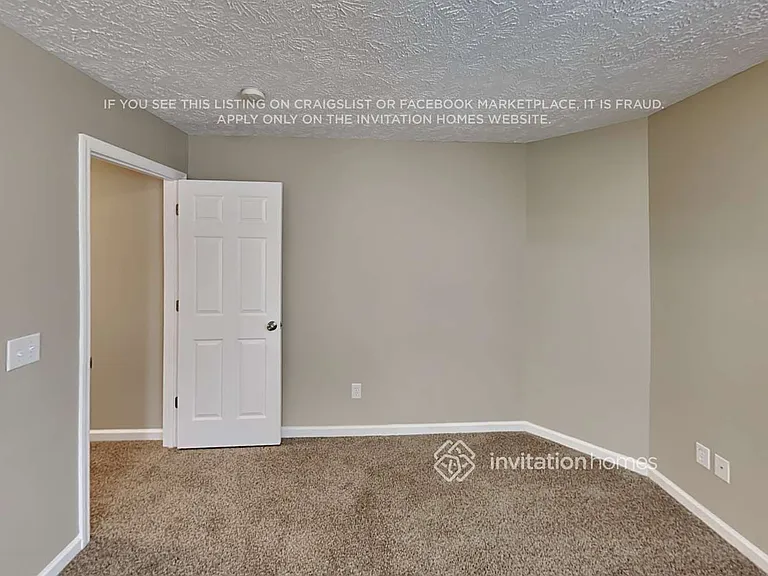 6975 Calderwood Dr — Photo 14
