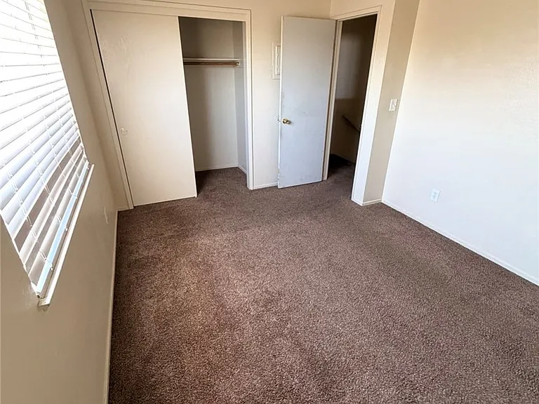 318 Gemini St — Photo 6