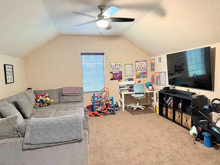 20703 Winghaven Dr — Photo 17