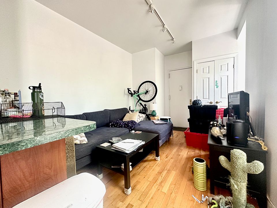 1st image of 1881 Amsterdam Ave Unit 4A