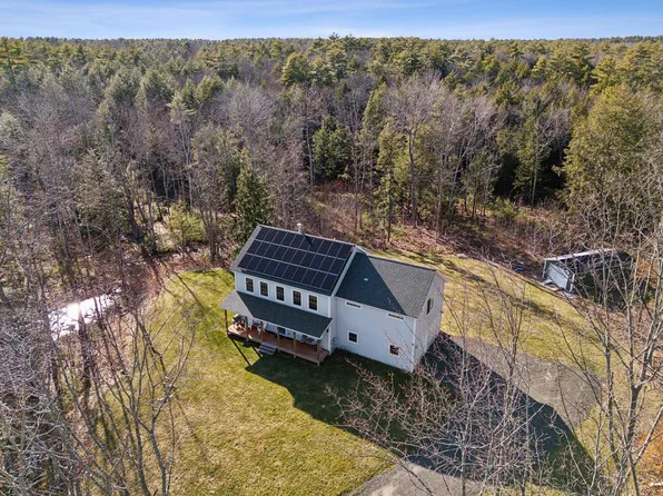 5 Harmony Way, Falmouth, ME 04105