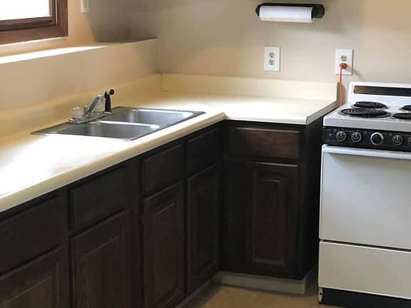 5th image of 43 Burdick Ave #2