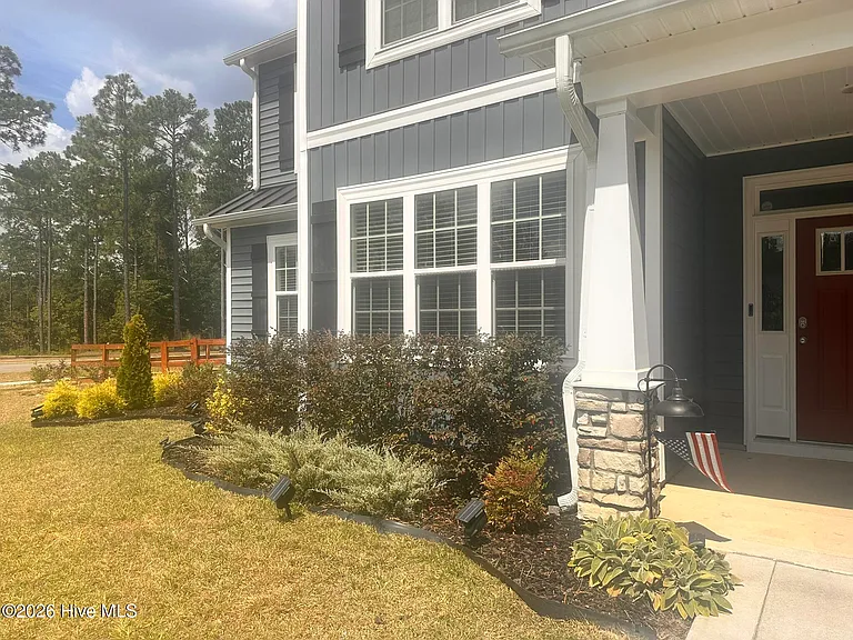 201 Thistleberry Dr — Photo 5