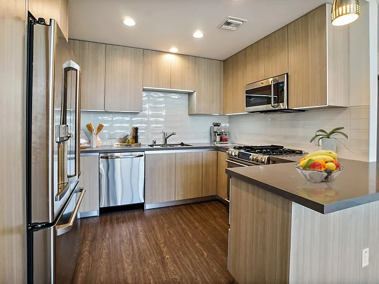 5420 Yolanda Ave — Photo 42