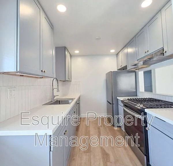 751 W Channel Islands Blvd #6 — Photo 7