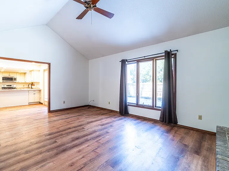 6221 Highgate Pl — Photo 12