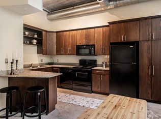 41 Burroughs St #1B-1BA-800SQFT, Detroit, MI 48202