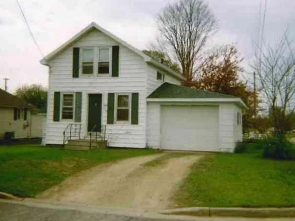 202 S Knutson St, Blair, WI 54616