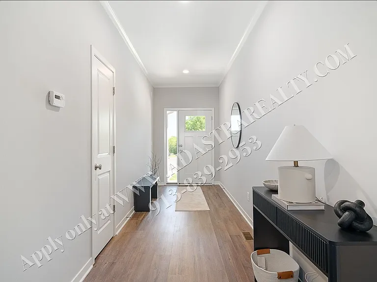 1089 N Findley St — Photo 5